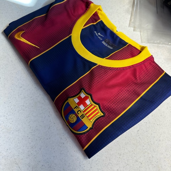 Barcelona used Jersey Size Large - Picture 7 of 7
